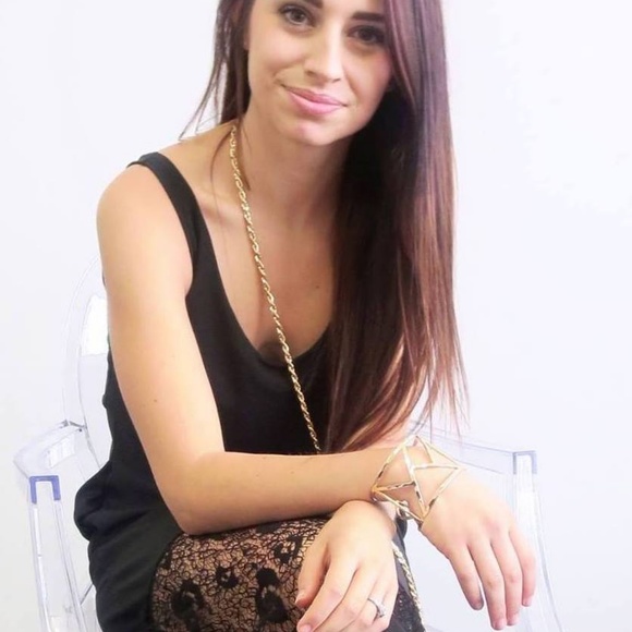 Meet your Posher, Kelsi - Picture 4 of 6